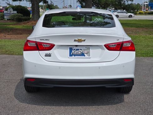 Certified 2025 Chevrolet Malibu LT FWD image 4