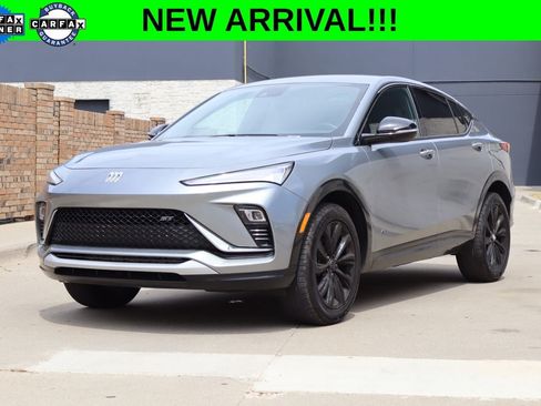 Used 2025 Buick Envista Sport Touring FWD image 1