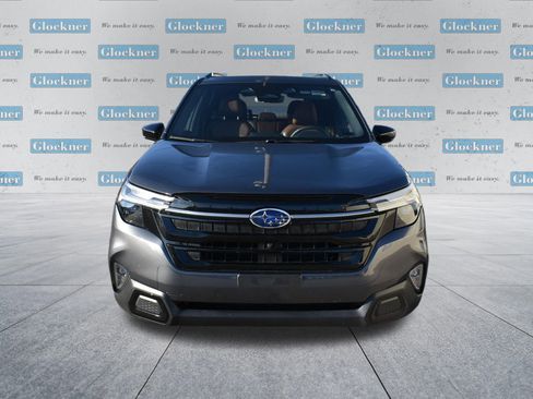 Used 2025 Subaru Forester Touring image 2