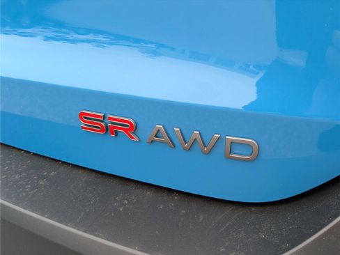 Used 2025 Nissan Kicks SR AWD/4WD image 10