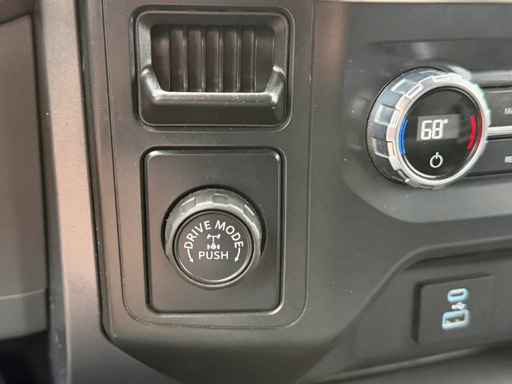 Used 2021 Ford F150 XLT w/ Equipment Group 301A Mid RWD image 35