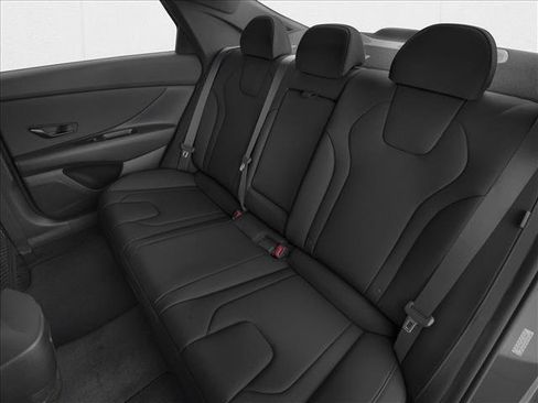 New 2025 Hyundai Elantra Limited image 9