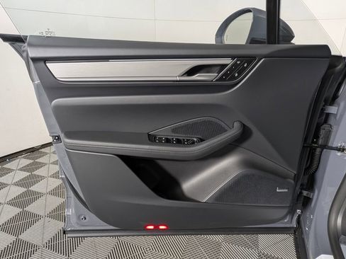 New 2025 Porsche Macan 4 Electric image 26