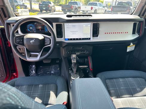 New 2026 Ford Bronco Heritage Edition AWD/4WD image 15