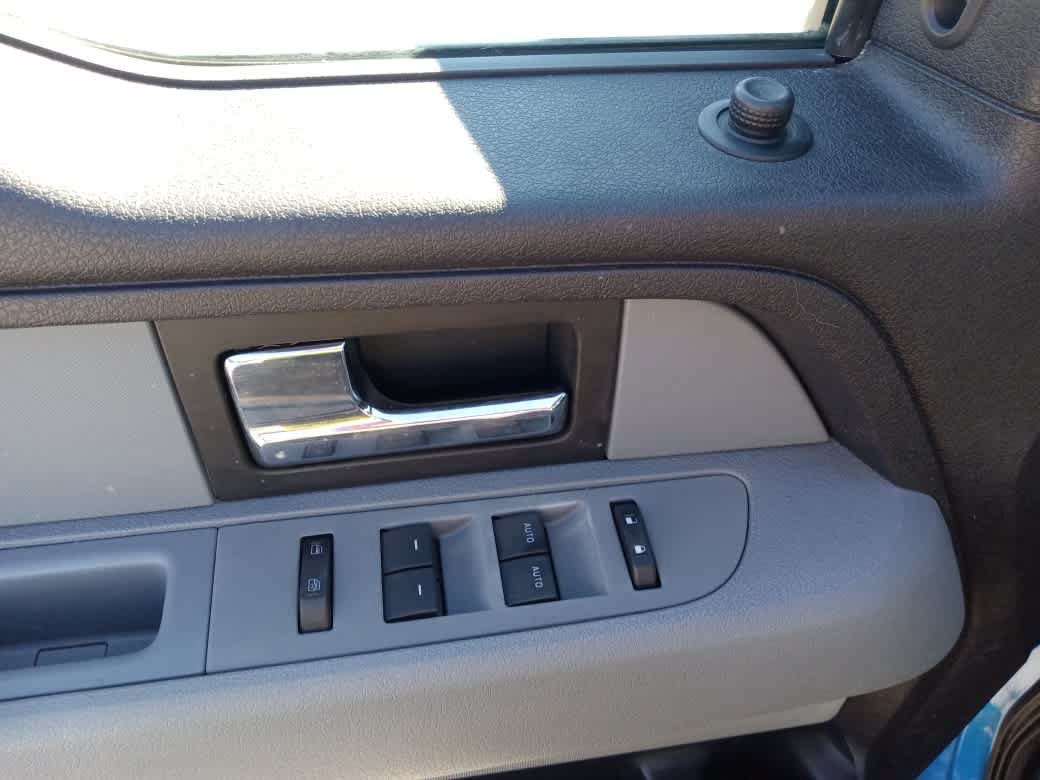 Used 2012 Ford F150 STX w/ Communications Pkg RWD image 16