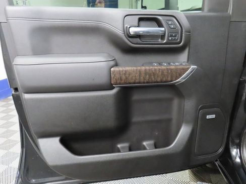 Used 2021 GMC Sierra 2500 Denali w/ Denali Black Diamond Edition image 78