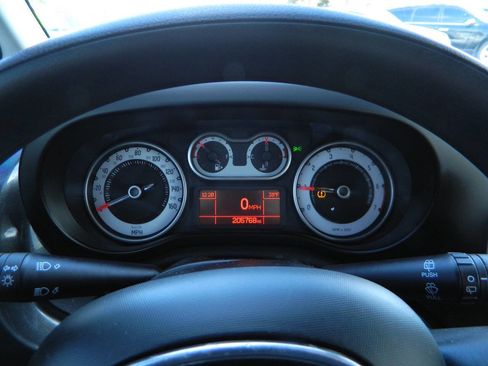 Used 2014 FIAT 500L Pop image 18