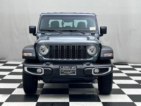 New 2026 Jeep Gladiator Sport image 3