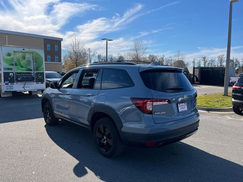 Used 2022 Honda Pilot TrailSport image 16