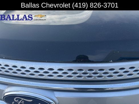 Used 2014 Ford Explorer XLT w/ Equipment Group 202A image 2