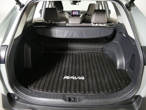 Used 2019 Toyota RAV4 Adventure w/ Cold Weather Package AWD/4WD image 18