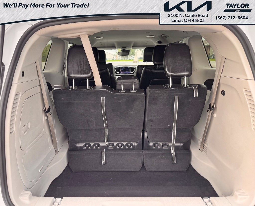 Used 2024 Chrysler Pacifica Limited FWD image 18