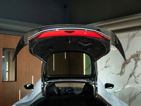 Used 2023 Aston Martin V12 Vantage RWD image 27