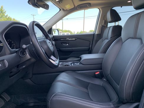 Used 2025 Honda Pilot Touring image 16