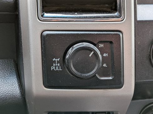 Used 2019 Ford F250 Lariat w/ Lariat Value Package image 21