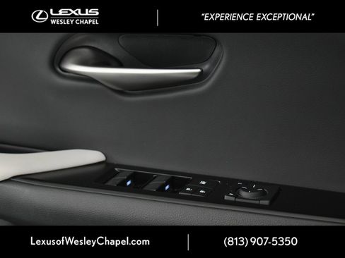 Used 2023 Lexus UX 250h F Sport image 34