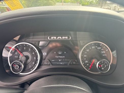 New 2026 RAM 1500 4x4 Crew Cab image 21