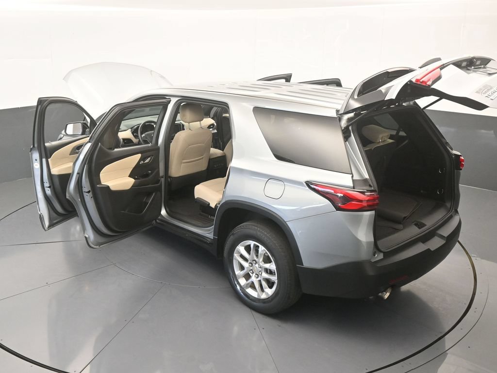 Used 2024 Chevrolet Traverse LS FWD image 65