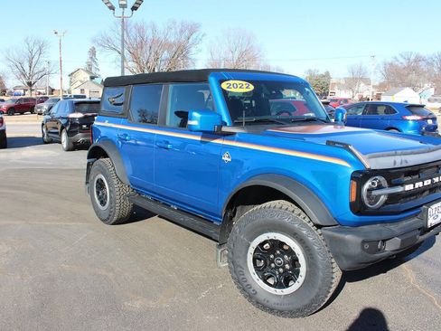 Used 2022 Ford Bronco Outer Banks w/ Sasquatch Package image 3