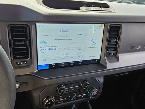 New 2025 Ford Bronco Base image 20