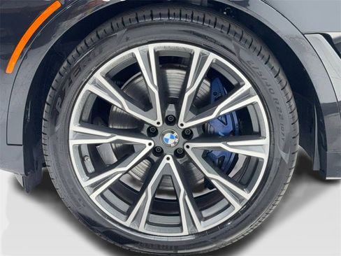 Used 2021 BMW X7 M50i w/ Executive Package image 61