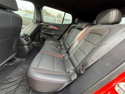 New 2026 Chevrolet Equinox EV RS image 17