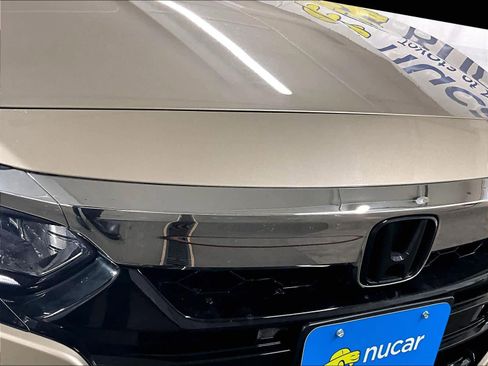 Used 2018 Honda Accord EX-L image 31