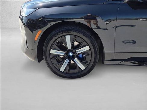 Certified 2024 BMW iX xDrive50 w/ Sport Package AWD/4WD image 23