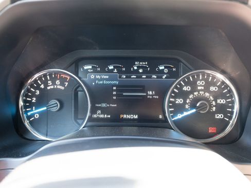 Used 2019 Ford F150 Lariat w/ Equipment Group 502A Luxury AWD/4WD image 7