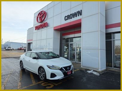 Used 2023 Nissan Maxima SV w/ Floor Mat Group