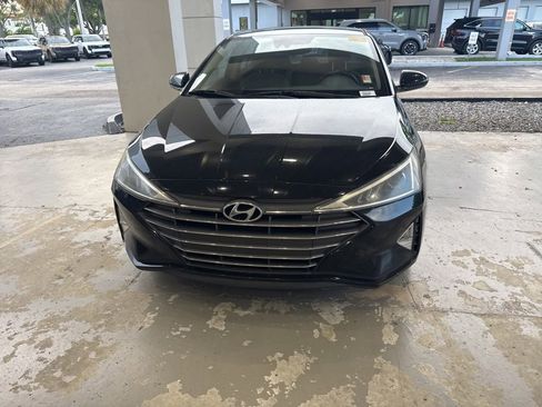 Used 2020 Hyundai Elantra Value Edition FWD image 2