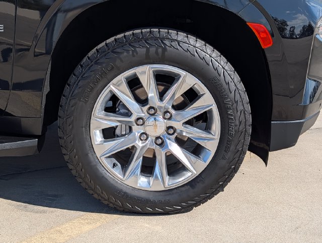 Used 2023 Chevrolet Tahoe Premier RWD image 8