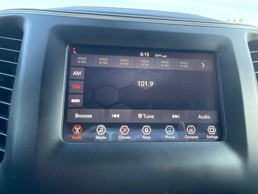 Used 2020 Jeep Cherokee Latitude Plus AWD/4WD image 8