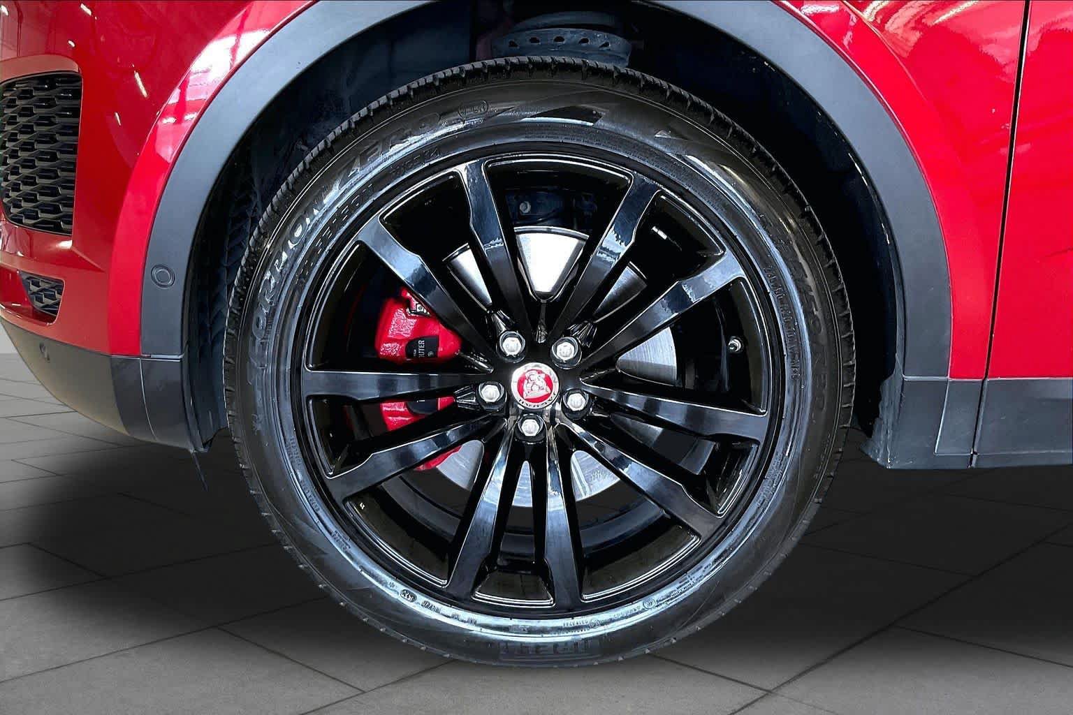 Used 2020 Jaguar E-PACE SE AWD/4WD image 10
