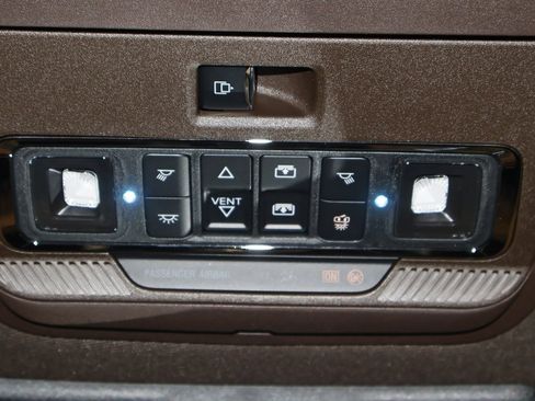 New 2025 Ford F250 King Ranch w/ Chrome Package image 31