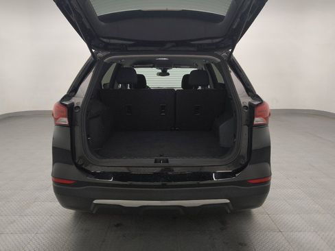 Used 2023 Chevrolet Equinox LT FWD image 29