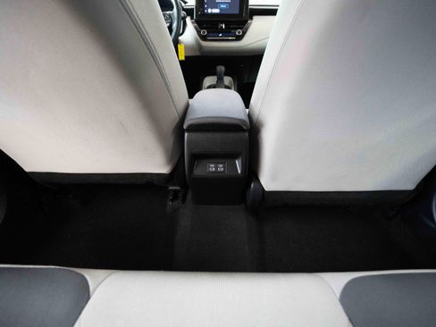 Used 2024 Toyota Corolla LE image 22