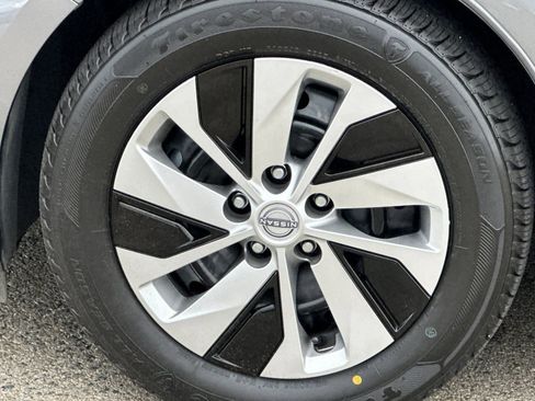 Used 2023 Nissan Altima 2.5 S FWD image 32