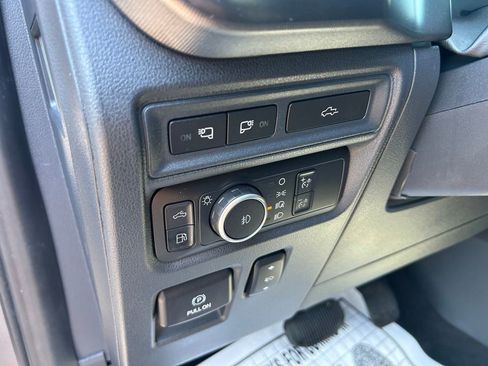 Certified 2022 Ford F150 Platinum w/ Equipment Group 701A High AWD/4WD image 23