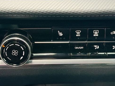 New 2026 Chevrolet Equinox LT w/ Safety and Technology Package image 18