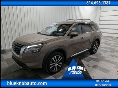 Used 2025 Nissan Pathfinder Platinum