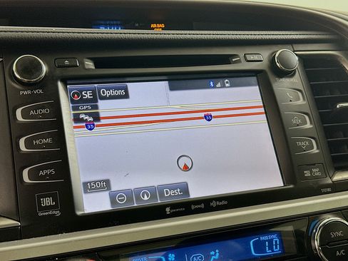 Used 2018 Toyota Highlander Limited Platinum image 22