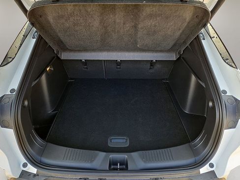 Used 2025 Buick Envista Preferred w/ Convenience II Package image 13