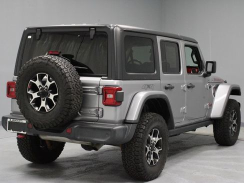 Used 2019 Jeep Wrangler Unlimited Rubicon AWD/4WD image 12