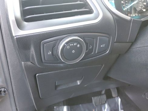 Used 2017 Ford Edge SEL w/ Equipment Group 201A image 19