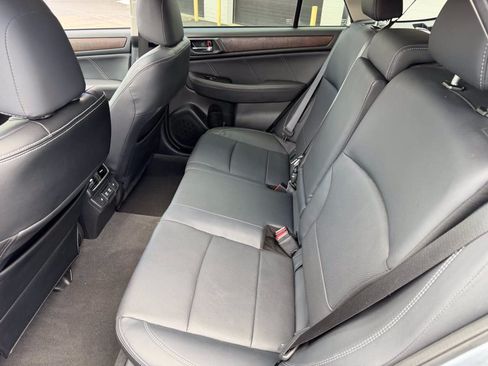 Used 2019 Subaru Outback 2.5i Limited w/ Popular Package #2 AWD/4WD image 13