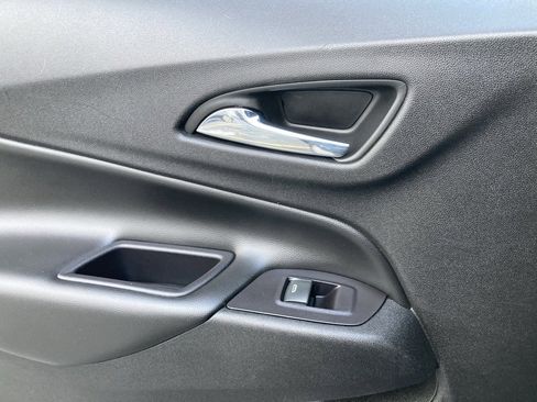 Used 2019 Chevrolet Equinox LT image 23