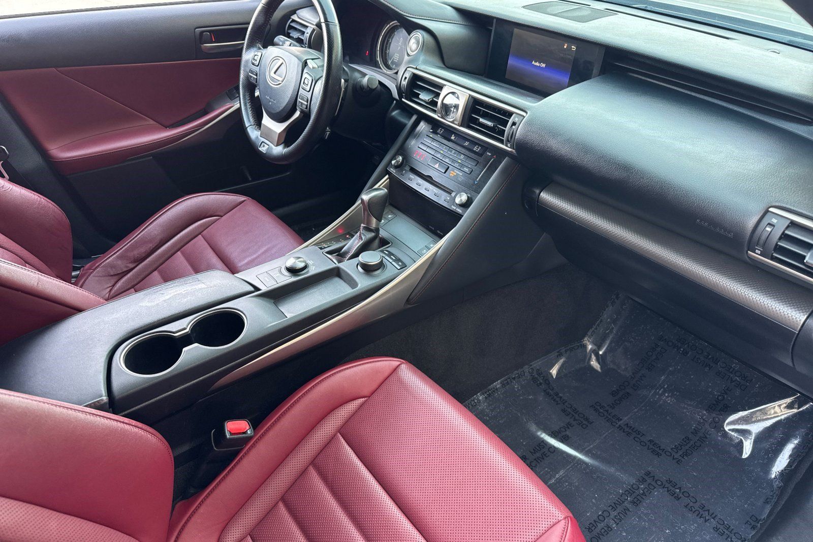 Used 2017 Lexus IS 200t F Sport RWD image 32
