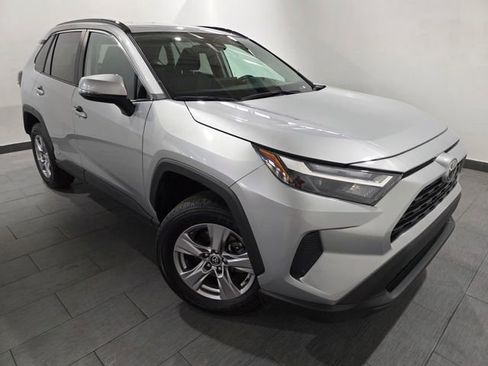 Used 2025 Toyota RAV4 XLE image 7