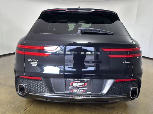 Used 2024 Genesis GV70 2.5T w/ Advanced Package AWD/4WD image 13